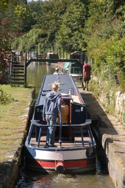 Entering the Somerset Coal Canal from Dundas wharf.